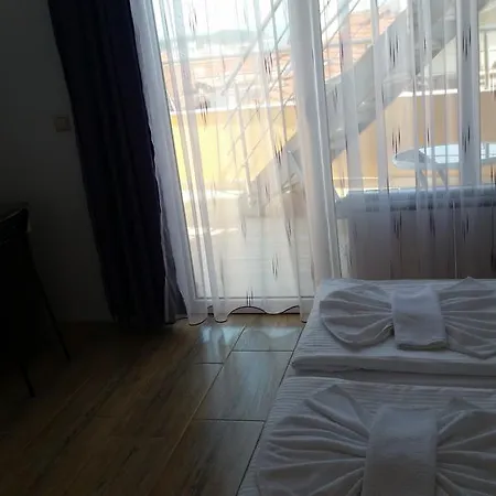 The Sea Lions Pensión Tsarevo