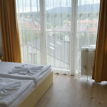 Pensión The Sea Lions Tsarevo